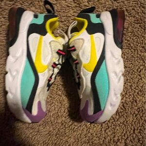 Girls Nike 270s Shoes